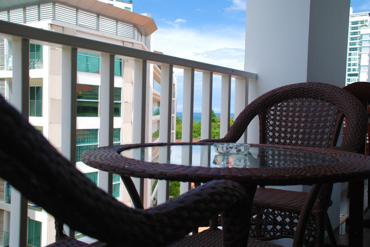 Family Residence Pattaya Extérieur photo